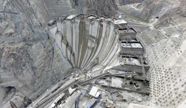 Yusufeli Barajında yükseklik 190 metreye ulaştı