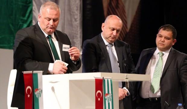 Ali Ay, Bursaspor'dan ihraç edildi