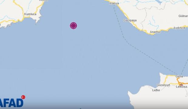 Antalya açıklarında korkutan deprem