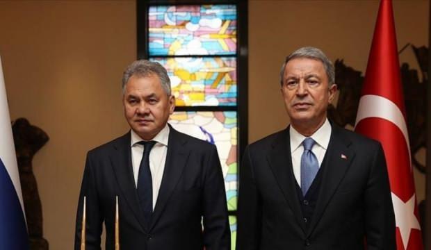 Bakan Akar ve Rus mevkidaşı arasında İdlib görüşmesi