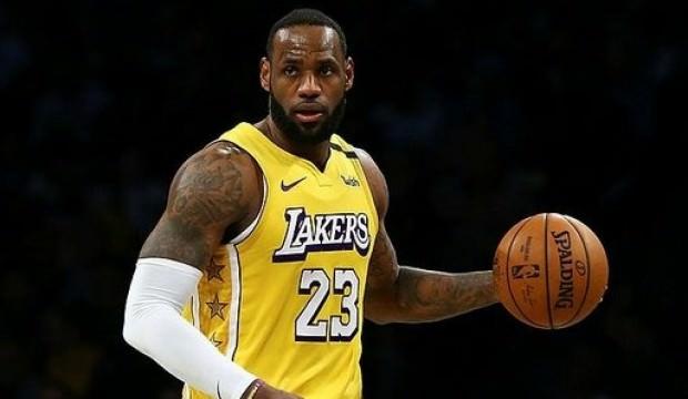 NBA'de yılın 5'leri belirlendi