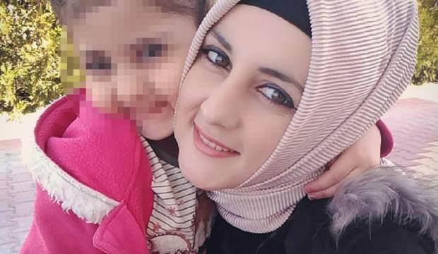 Öldürdüğü eşinin işte olup olmadığını öğrenmek için arkadaşına mesaj atmış