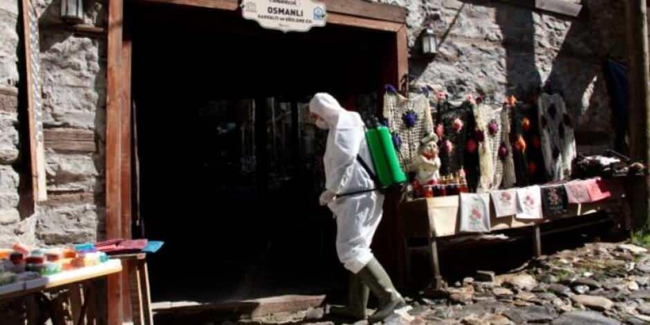 Tarihi Osmanlı köyü Cumalıkızık dezenfekte edildi