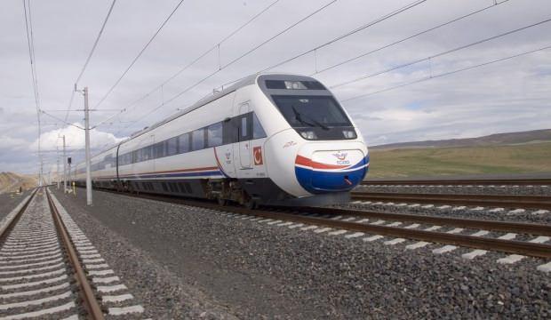 Tren seferleri geçici olarak durduruldu