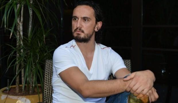 Tuncay Şanlı'dan anlamlı hareket