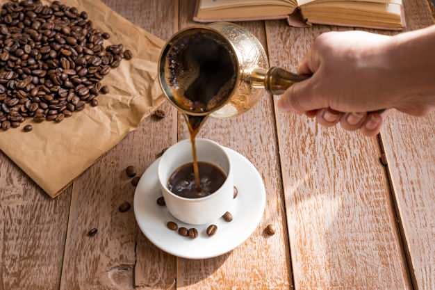 Kahvenin acılığı nasıl giderilir? Türk kahvesinin acısını gidermek için yöntemler