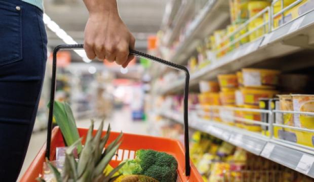 Alman bilim adamından şaşırtan iddia: Market ve restoranlarda virüs bulaşmıyor