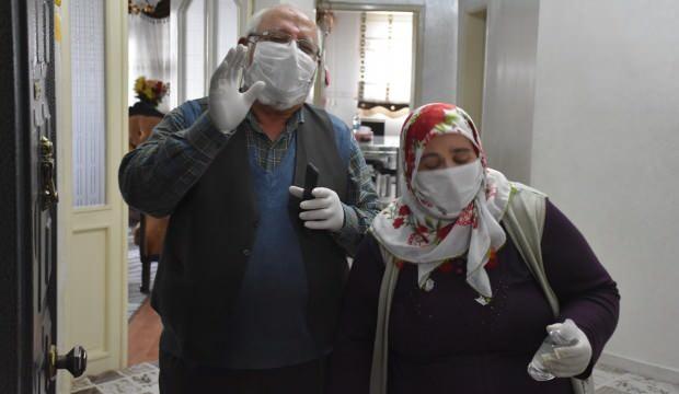 Emekli maaşını Milli Dayanışma Kampanyası'na bağışladı