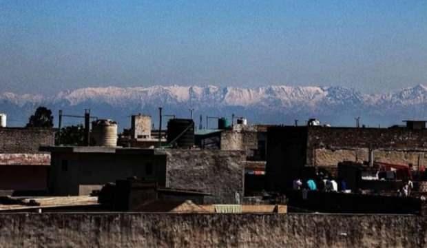 Himalayalar karantinanın etkisiyle 30 yıl sonra net olarak göründü
