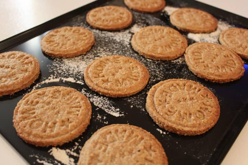 Evde bisküvi nasıl yapılır? En kolay ve enfes bisküvi tarifi