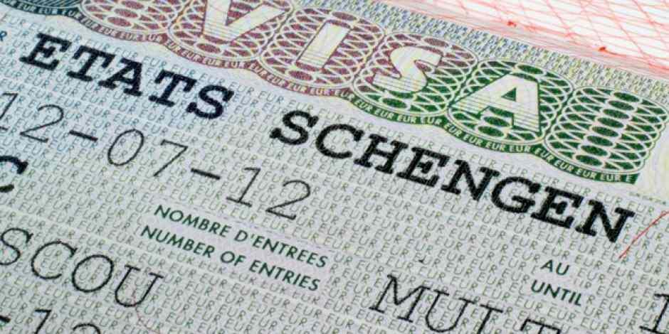 Almanya'dan Schengen vizesi bitenlere 'corona virüs' jesti