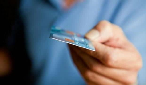 Kredi kartında beklenen adım atıldı: Torba yasaya eklendi