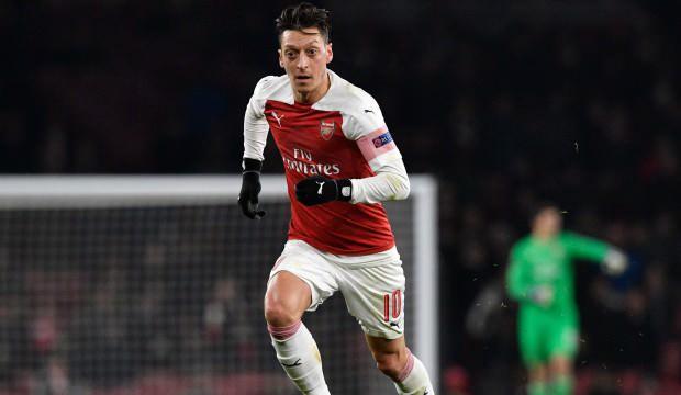 Mesut Özil'e ABD'den kanca!