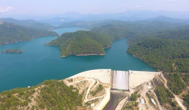 Antalya'da 458 bin 869 dekar tarım arazisi sulanmaya başladı