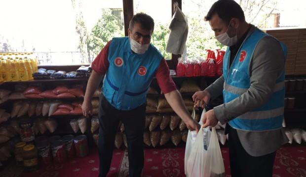 Camiler ihtiyaç sahiplerine aracılık ediyor