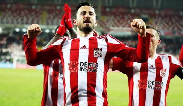 Süper Lig'in devleri peşinde! Herkes onu istiyor