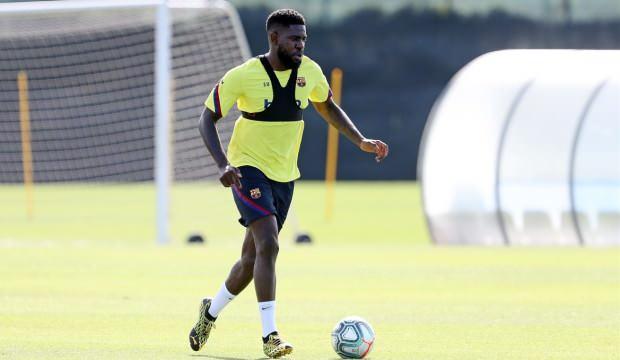 Umtiti ilk antrenmanda sakatlandı