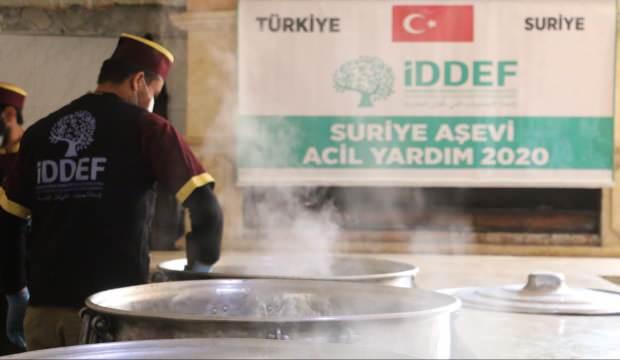 İDDEF İdlib'de her gün 1500 kişiye iftar veriyor