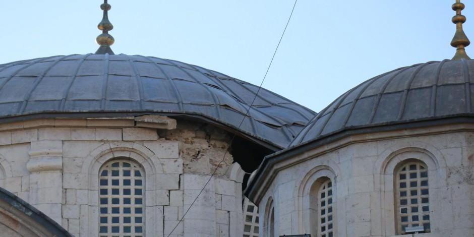 Depremde hasar gören Malatya'nın tarihi yapıları onarılıyor