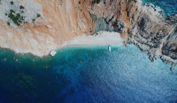 Maldivler’e benzetiliyordu! Issız adaya döndü