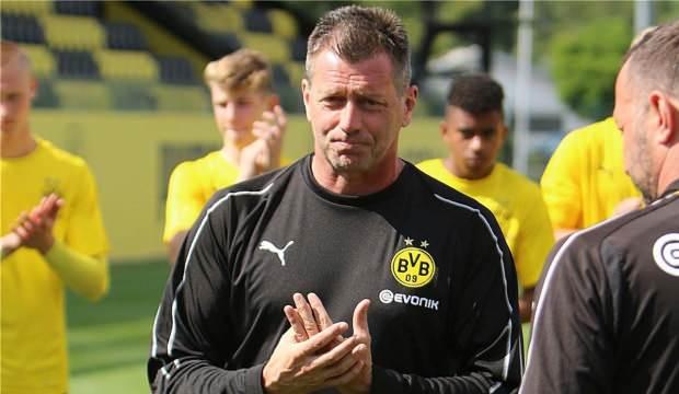 Dortmund Michael Skibbe ile yollarını ayırdı