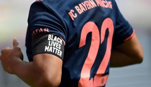 Bundesliga'da George Floyd unutulmadı