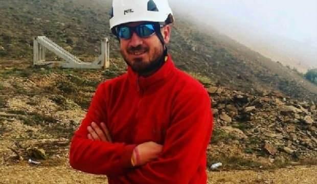 Devrilen iş makinesinin altında kalan operatör öldü