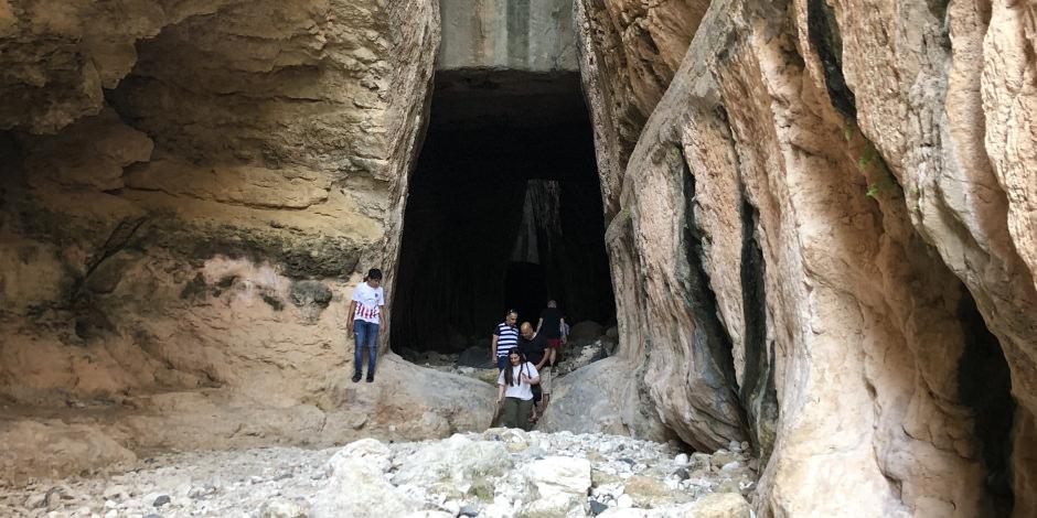 Mühendislik harikası "Titus Tüneli"ne turist akını