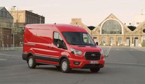 Ford 2020 Transit'e ''park asistanı'' özelliği geldi