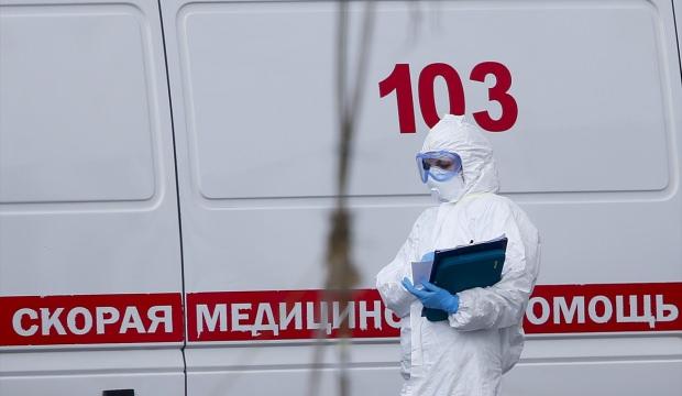 Rusya'da Kovid-19 vaka sayısı 687 bini geçti