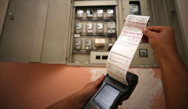Selin vurduğu köylerde elektrik borçlarına erteleme