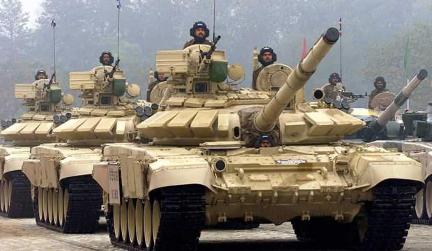 Hindistan, Çin sınırına obüs ve tank konuşlandırdı