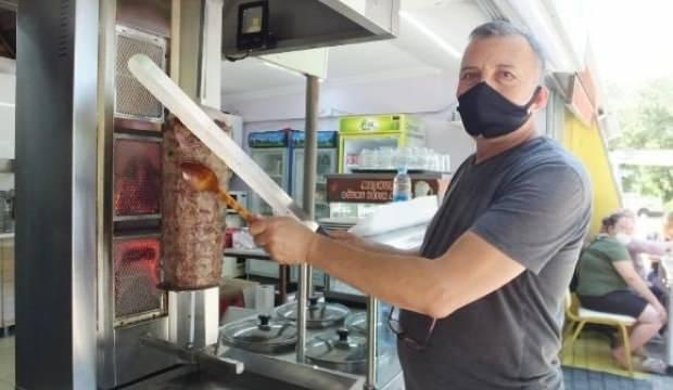 İsteyene ücretsiz yemek verdi, ikinci şubeyi açtı: Dağıttıkça daha çok kazandım