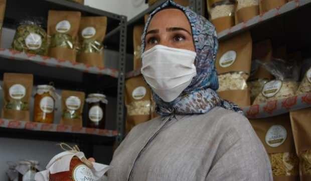 Kadın kaymakam kadınların ürettiği organik ürünleri satıyor