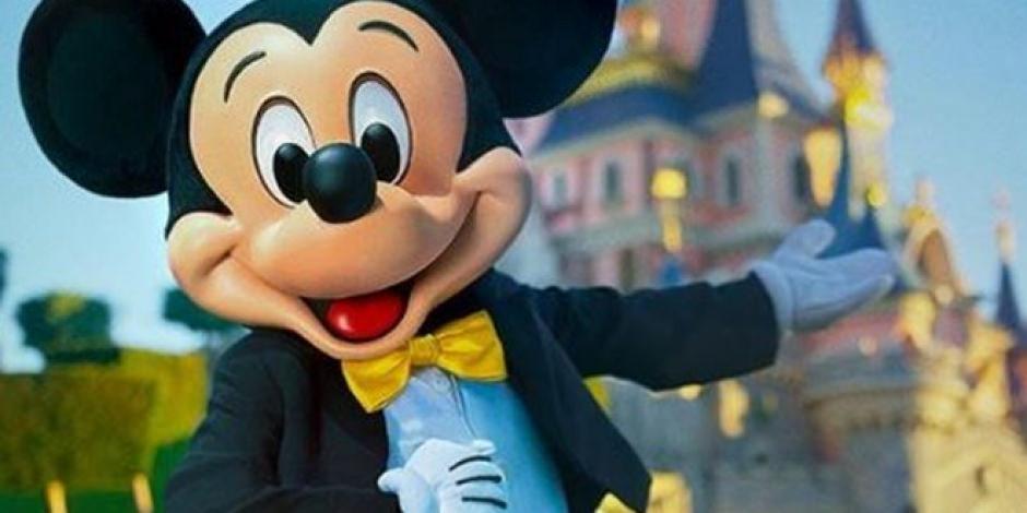 Koronavirüs'te normalleşme dönemi: Disneyland yeniden açılıyor