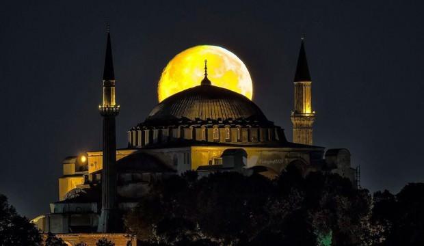 Ayasofya ibadete açılıyor! Selvi'den çok önemli detaylar