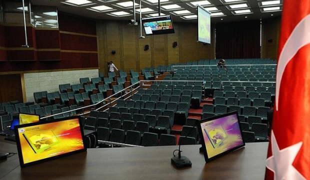 Darbeci generallerin 'mahrem imamına' 10 yıl hapis cezası