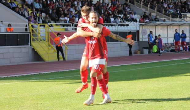G.Saray ve Beşiktaş onun peşinde!