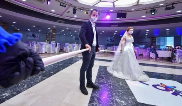 Örnek uygulama: Düğünlere saat sınırlaması getirildi