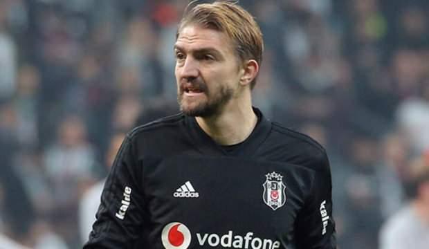 Emre Belözoğlu, Caner Erkin'i ikna etti!