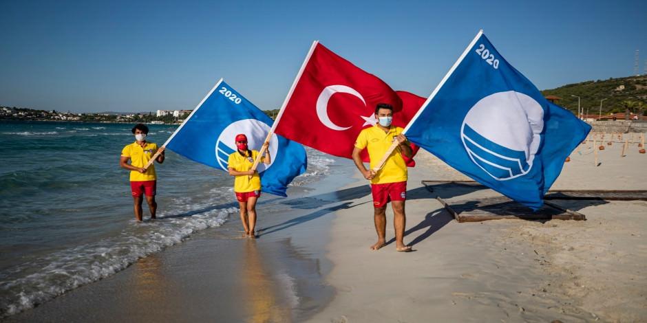 Dünyaca ünlü Ilıca Plajı Mavi Bayrakla ödüllendirildi