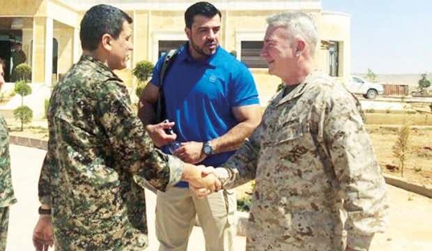 Amerikalı komutan teröriste 'general' dedi