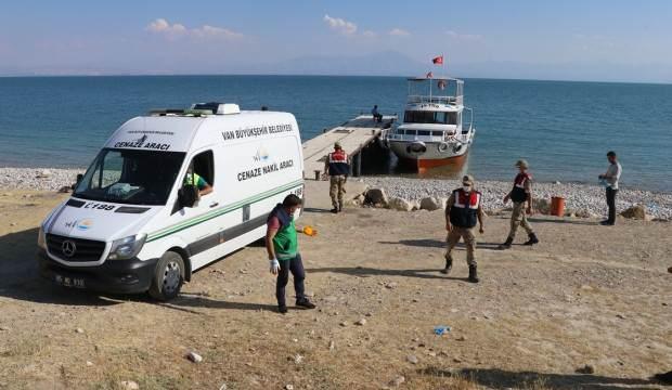 Van Gölü'nde can kaybı 37'ye yükseldi