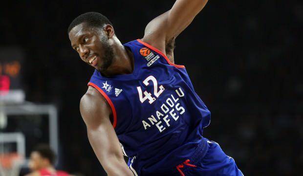 Bryant Dunston'dan 2+1 yıllık imza