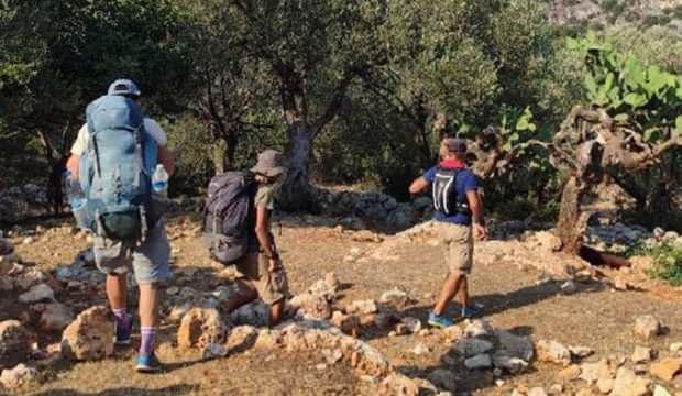 Likya Yolu'nda mahsur kalan arkadaşlar 3 saat sonra kurtarıldı