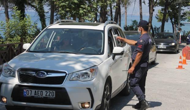 Kuşadası’ndaki milli parkta bayram kuyruğu