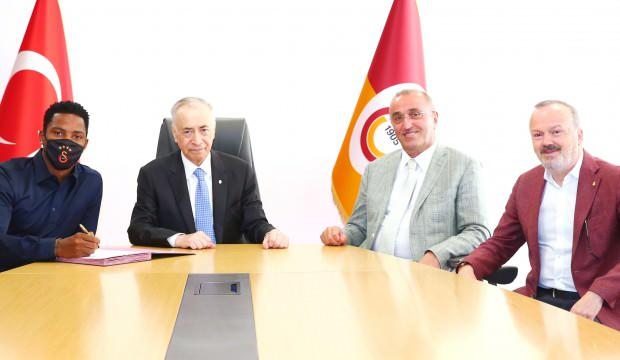 Ryan Donk Galatasaray'da kaldı!