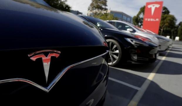 Tesla'nın hisse değeri 500 milyar doları gördü