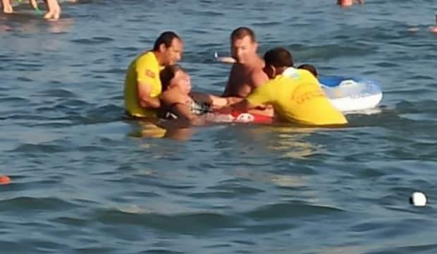 Denizde astım krizi geçiren kadın kurtarıldı