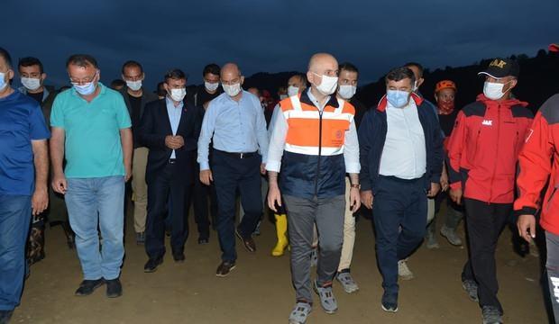 Giresun'da selde kaybolan 4 kişiyi arama çalışmaları sürüyor